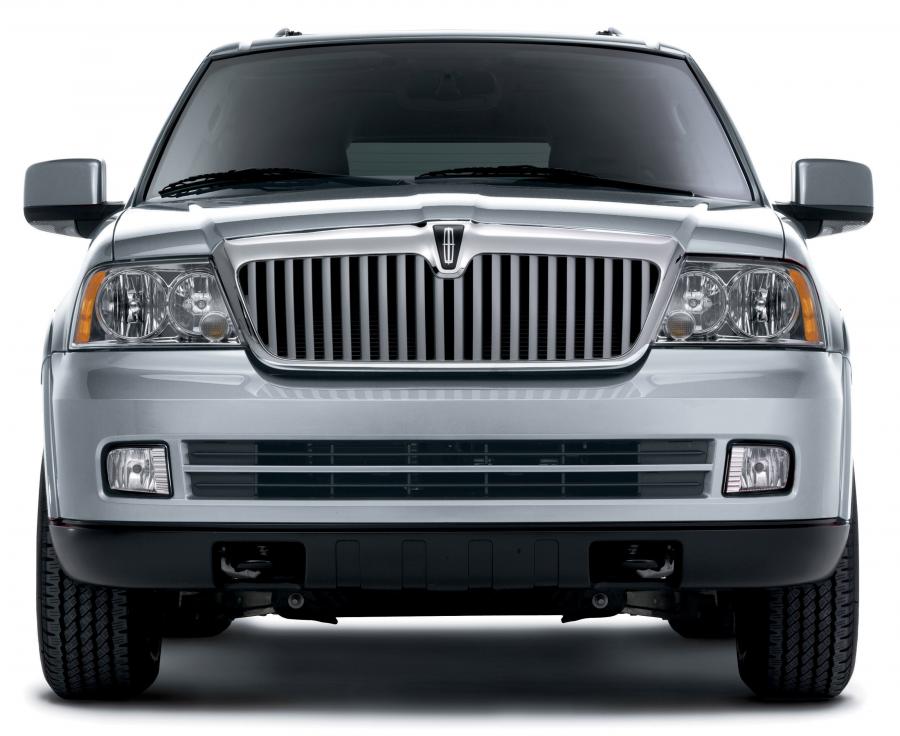  Lincoln Navigator Ultimate 2006 года  (фото 22 из 41)
